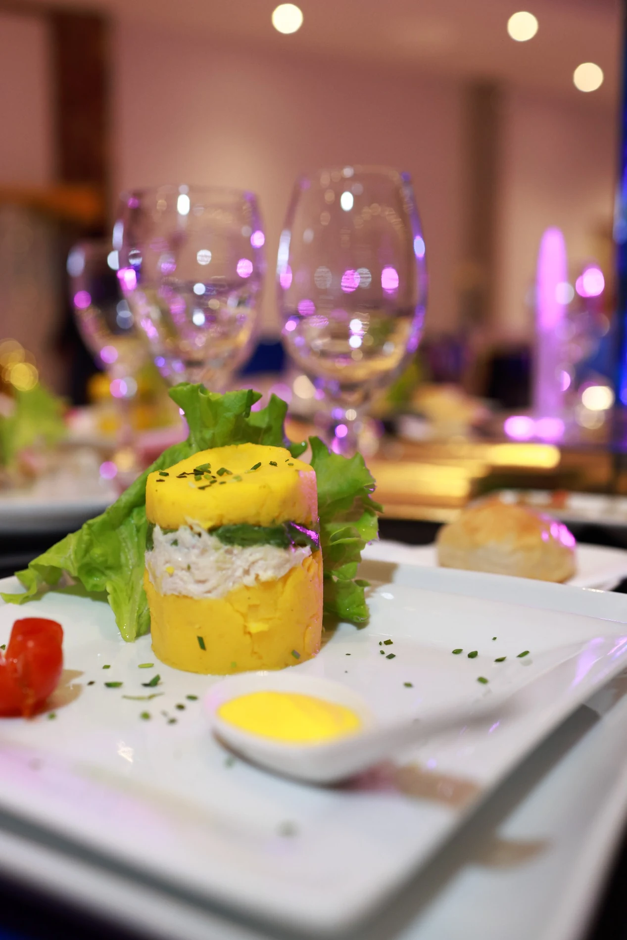 Plato servido en evento producido por JASH